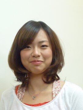 クリーク(CLIQUE) エアリー感　ふんわり巻き髪スタイル