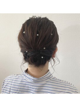 レミー(Remy) ボブのアップスタイル