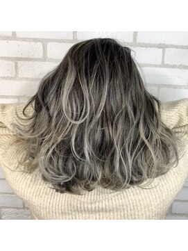 ニュー(new.) グレージュハイライト