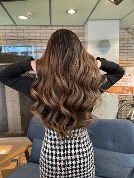 ラフ 難波店(LAFF) #黒髪#ボブルフ#ネビージュ#小顔#ワンレン