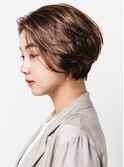 20代/30代/40代前下がりショートボブ/イルミナカラーグレージュ
