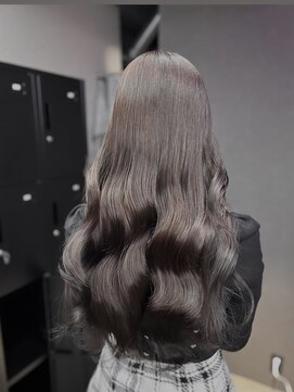 ペレ 栄店(PELE) 黒髪/グレーベージュ/レイヤーロング/ブリーチ/栄/名駅