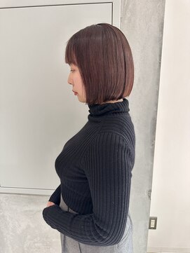 ヨーク(YOKE) YOKE 20代30代ぱつっとボブミニボブブリーチなしピンクベージュ