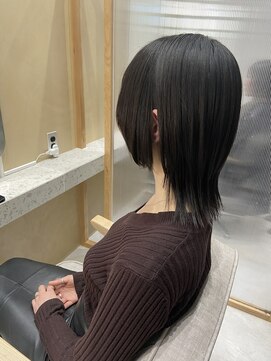 ジーナ サンシャイン通り池袋(Zina) ウルフ　レイヤー　ショートウルフ