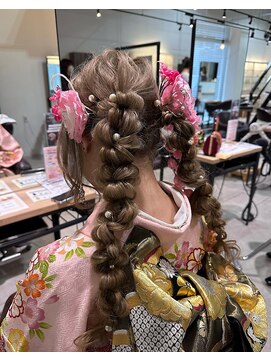 グランデュール 焼津店(GRANDEUR) 成人式アップ