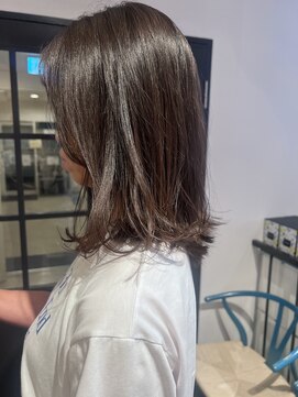 アーカイブ(archive) ミディアム切りっぱなしボブ × グレージュ　archive垂水