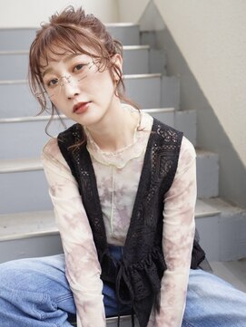 ロマーリ(LOMARLIE) バイオレットブラウン×ヘアアレンジ