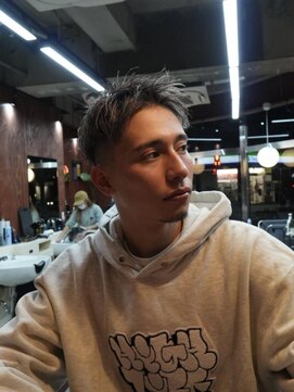ラフカッターズ 立川店別館 スパイキーショート【立川/理容室/床屋/顔剃り/シェービング】