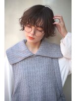 レジュアル(RESSUAL)&nbsp;エアリーミディ　ショートパーマ　黒髪　ホワイトアッシュ