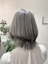 リアン(Lien)&nbsp;ホワイトシルバー/ブリーチカラー/ダブルカラー/ブリーチ