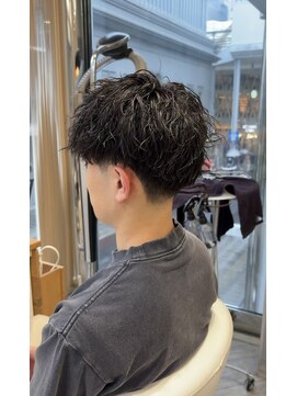 アヴァンス 広島本通店(AVANCE.) テーパーフェード/波巻きマッシュ