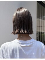 ファヴォリ(favori)&nbsp;【favori 自由が丘】ハイライト　グレージュ　ボブ