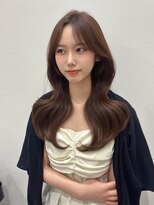ノエシキカ(noe sikika)&nbsp;巻き髪/韓国/レイヤーカット/ダブルカラー/栄s87