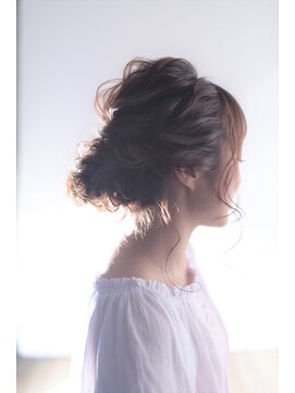 ヘアーアンドメイク シャンプー(hair&make shampoo) 低めヘアアレンジ