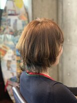 1+ アンプリュス(Unplus)&nbsp;インナーカラーマッシュボブ