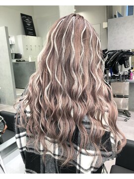 エリーツ 表参道(elyts) 【表参道elyts】つるスタイル４０