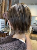 外ハネにちょこっとくびれヘア