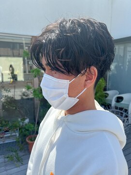 ラヴェストバイフレイスウェル(LOVEST by frace well) 【LOVEST服部】スパイラルパーマ/韓国マッシュセンターパート