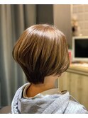ふんわり美髪ハリコシ小顔ひし型ショート【カミケンガレリア】