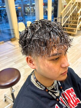クラップス 横須賀中央店(CLAPS) ツイストスパイラルパーマツイストパーマメンズパーマ刈り上げ