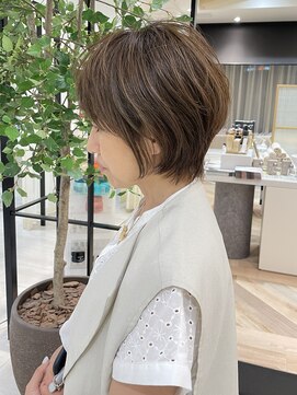 ヨール(YOL) 大人可愛いショート/小顔/ハイライト/白髪ぼかし/30代/40代