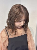 アンニュ(annuy)&nbsp;Instagram/annuy__o0 顔まわりカット/ベージュ／韓国巻き