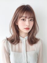 リラ(Lila)&nbsp;20代30代40代/小顔大人かわいい外ハネヘア