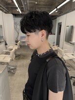 シアー(siar)&nbsp;刈り上げパーマ　スパイラルパーマ　ショートヘアー　ショート