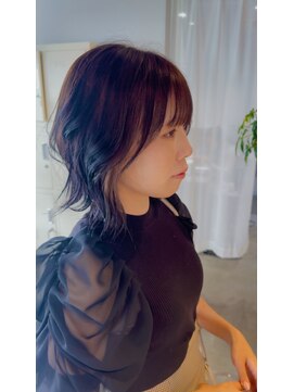 アン(un) ミディアムボブ/ダークブラウン