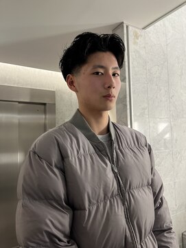 リアン(Lian) MEN’S HAIR/サーフカール/刈り上げセンターパート/仙台