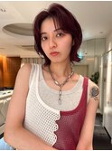 ボルドーカラーのレイヤーボブ◎