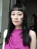 ナループロアポンテ(Nalu pu loa PONTE)&nbsp;ロングレイヤーカット黒髪レイヤーオン眉レイヤーハッシュカット