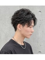 ブロッシー(blossy.)&nbsp;ツイストフェザーパーマ10代20代30代
