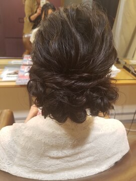 ネオリーブアイム 横浜西口店(Neolive aim) およばれおとなアレンジ