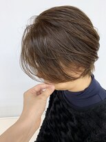 クオリス 上板橋店(QUALIS)&nbsp;30代40代　小顔/前下がりハンサムショート/アッシュグレージュ