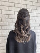 フルミー(fulme.)&nbsp;グラデーションカラー×ハーフアップアレンジで激かわスタイル☆