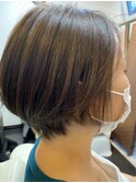 ショートボブ