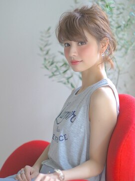 オジコロジ(ojiko.roji) ☆月曜営業☆ojiko.ゆるふわ波巻きローポニーテール２