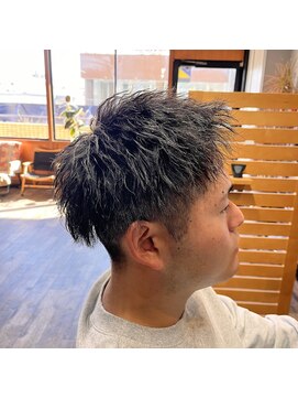 スカイフィールドヘアー(SKY FIELD HAIR) ツーブロックショート×ツイストパーマ