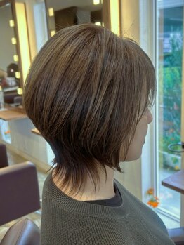 ヘアサロン 青い鳥の写真/白髪をカバーしオシャレを楽しむ♪当店では、髪や頭皮に優しいカラー剤を豊富に取り揃えております◎