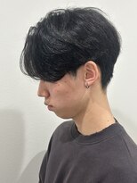 ヒュイル バイ ニアウ(Hwyl by Niau) メンズマッシュセンターパートスパイラルパーマニュアンスパーマ