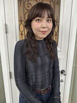 トレンチ(TRENCH)&nbsp;ロングパーマ　レイヤーパーマ　パーマスタイル