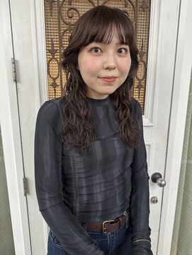 トレンチ(TRENCH) ロングパーマ レイヤーパーマ パーマスタイル