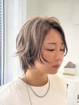 スイ(suiw) デザインカラーショートウルフ【suiw】昭和町/天王寺/阿倍野