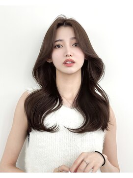 アマトウキョウスマートサロン(AMA TOKYO×Smart Salon) 韓国ヘア　レイヤー　顔まわり