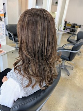 働く女性必見【お手入れしやすさ重視ヘアー】
