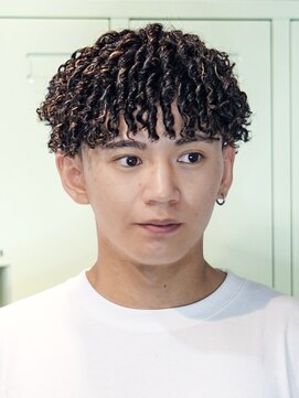 プロショップウェーブ(PRO SHOP WAVE) スペインカール/フェザーパーマ/メンズパーマ/テーパーフェード