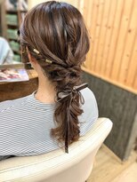 ナチュラルプラス 築町店(natural+)&nbsp;編みおろし　お呼ばれアレンジ