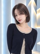 フォト 新宿三丁目(foto)&nbsp;髪質改善縮毛矯正地毛風ストレート切りっぱなしボブ