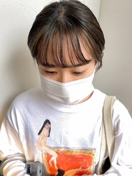 アクトゥス(AEQUITAS) 耳かけショートxフロントインナーカラー【池袋/20代/30代/40代】